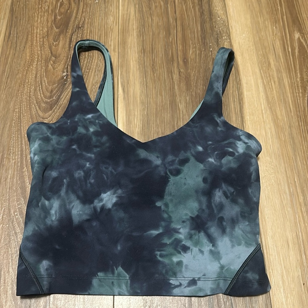 lululemon Teal/Navy Diamond Dye Align Tank Size 4